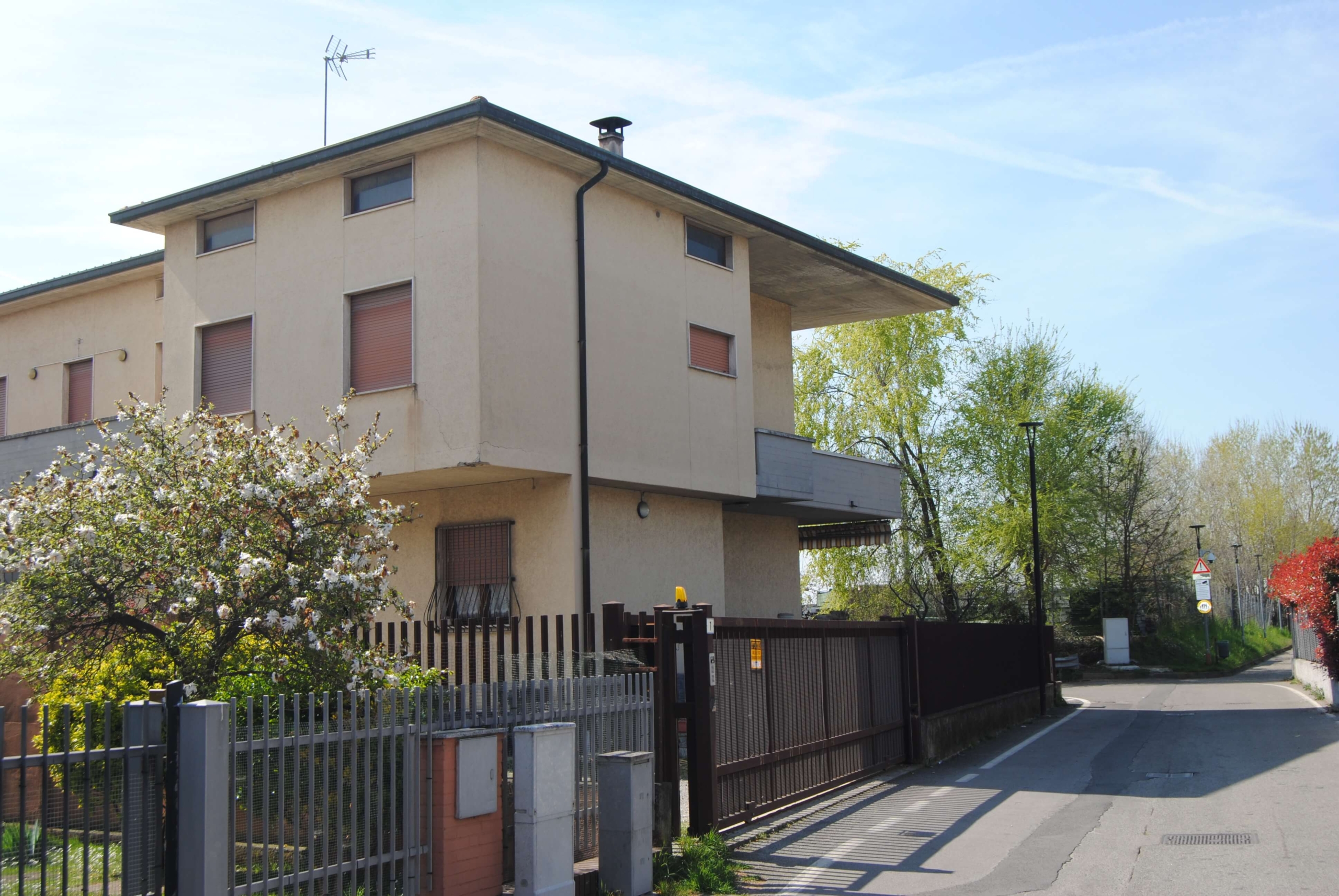 Villa plurifamiliare via G. Watt 7, Trezzo sull’Adda00013